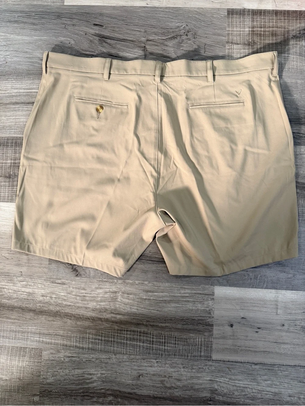 Men’s callaway golf shorts khaki 46b